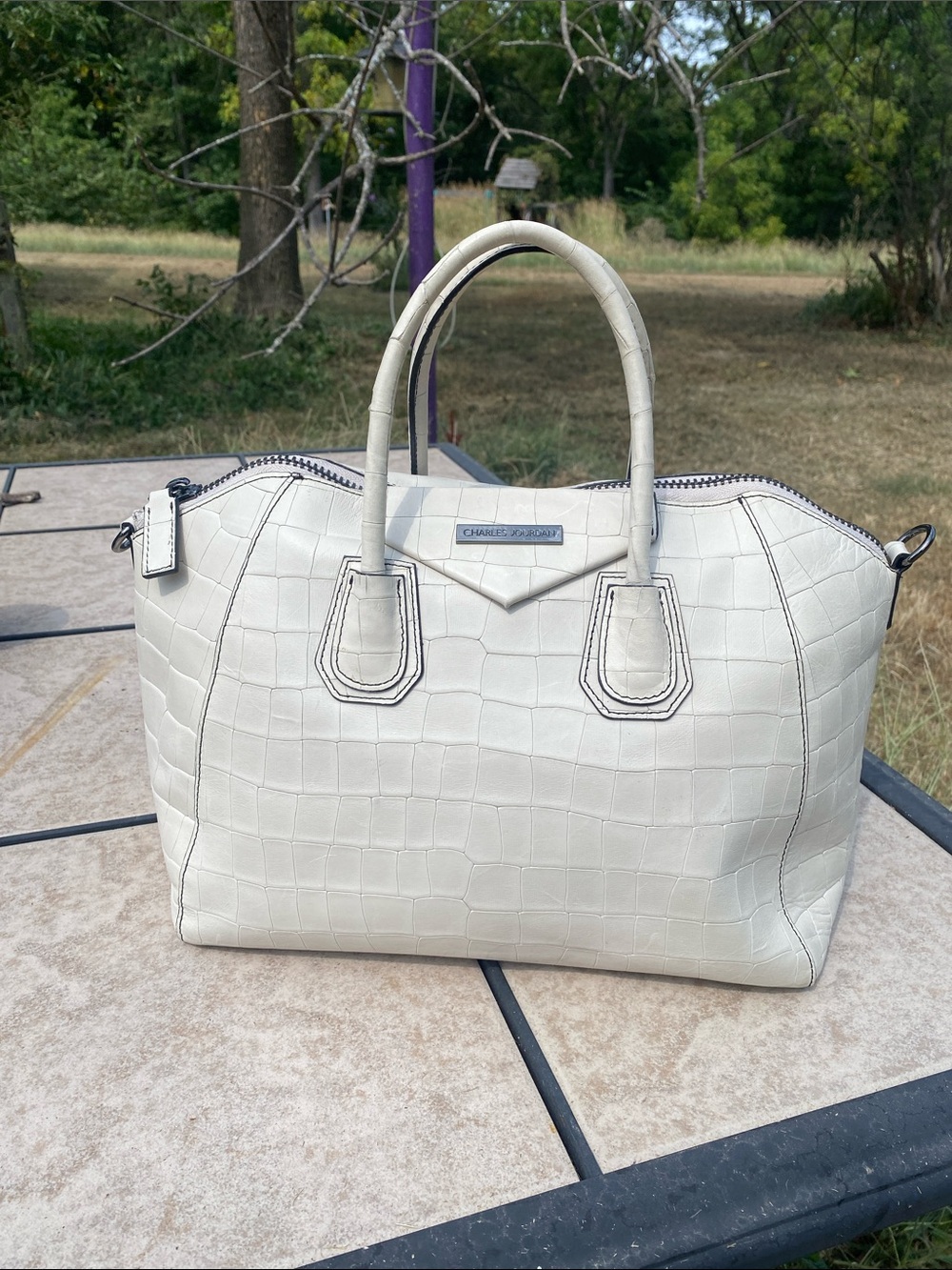 Charles Jourdan Cream Croc-Embossed Top-Handle Satchel Crossbody Strap 5x10x12.5